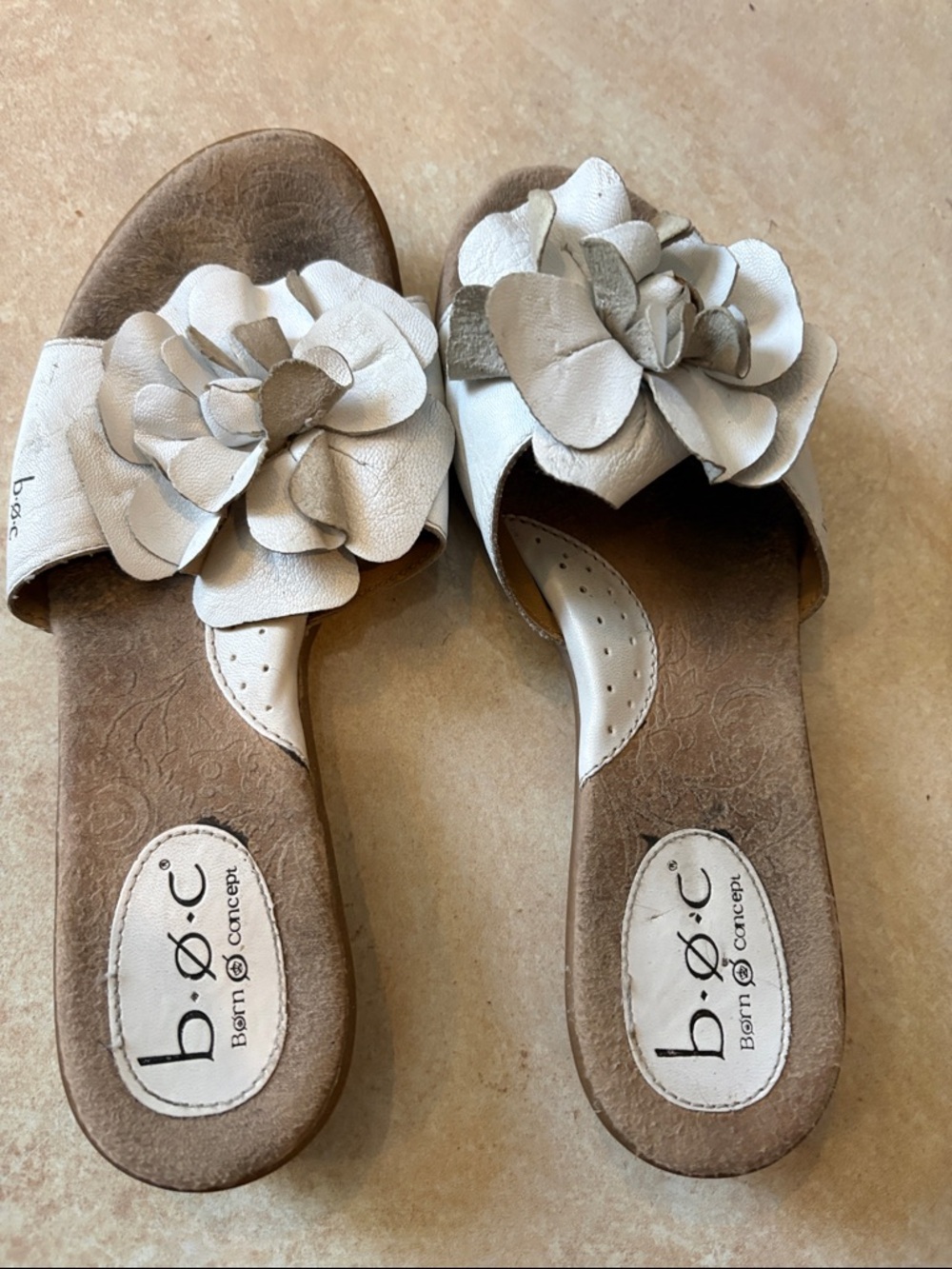 b.o.c. Cream Floral Slide Sandals for Women